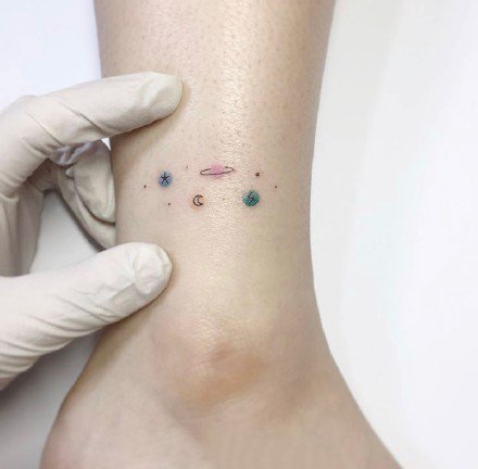 情侣、闺蜜喜欢的18张简约小清新纹身图案 ​