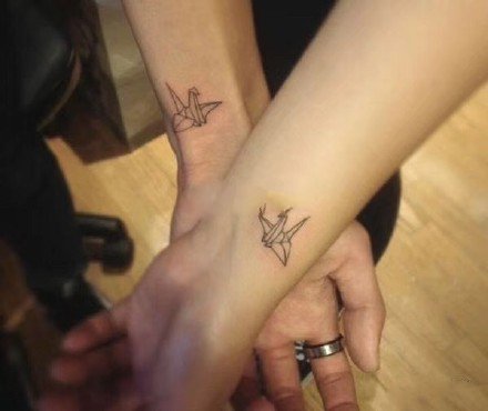 情侣、闺蜜喜欢的18张简约小清新纹身图案 ​
