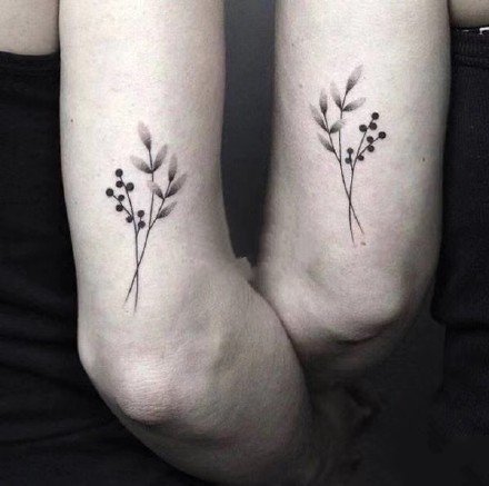 情侣、闺蜜喜欢的18张简约小清新纹身图案 ​