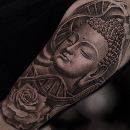 细腻的一组欧美写实大臂等​纹身作品9张