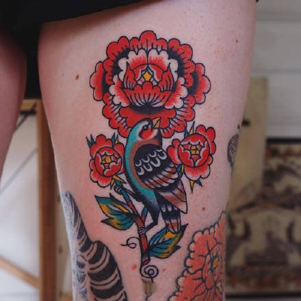 牡丹花：复古oldschool风格的牡丹花纹身图案9张
