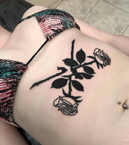 黑灰色的一组old school风格黑色纹身图片