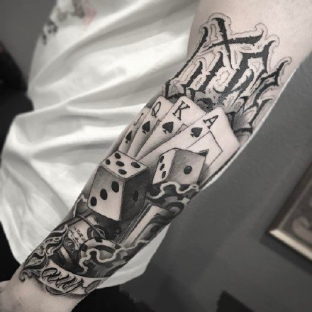 霸气的一组黑色男士花体字纹身图案赏析