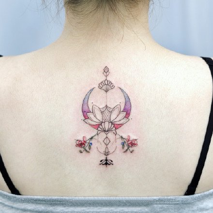 45张适合女生的小清新小彩色纹身图案