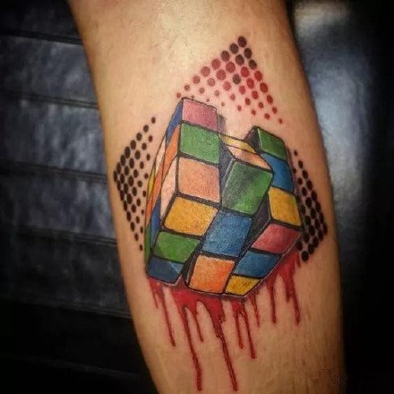 魔方等蓝黄色的一组方块纹身图案