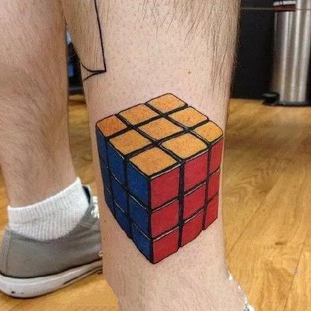 魔方等蓝黄色的一组方块纹身图案