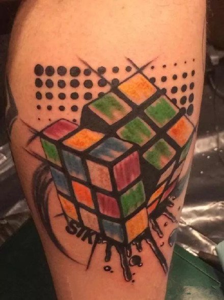 魔方等蓝黄色的一组方块纹身图案