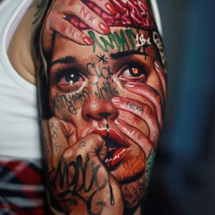 涂鸦轰炸风格的一组女性人像纹身作品