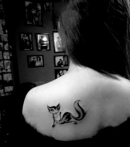 狐狸刺青：18张小清新的狐狸纹身图案赏析