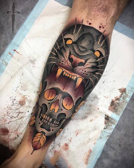 黑灰色oldschool风格豹子头纹身图案