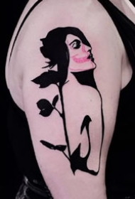 纯黑色风格的一组个性小纹身作品图案9张