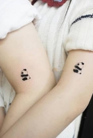 一组很简约的情侣小清新纹身图片