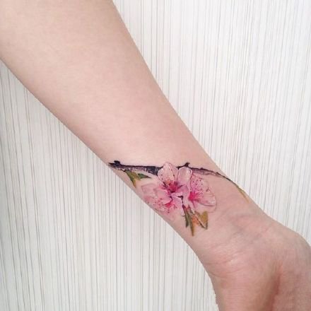 26张适合女孩子的一组简单小清新纹身图案