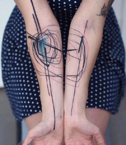 乱中有序的漂亮水墨创意设计纹身图案