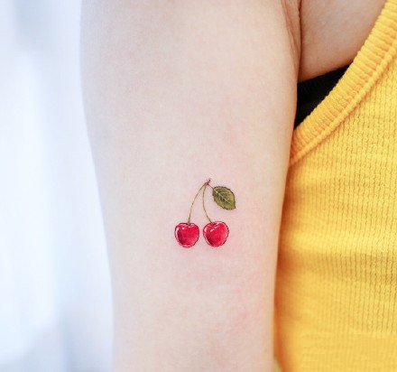 很小清新的一组小水果纹身图片