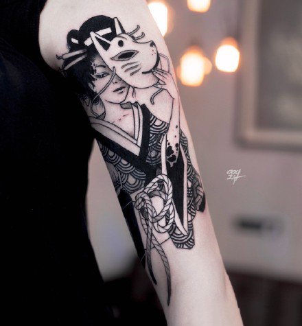 黑色的一组个性暗黑纹身图案27张