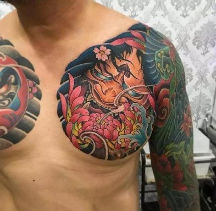 新传统半甲：9张新传统风格的半胛纹身图案