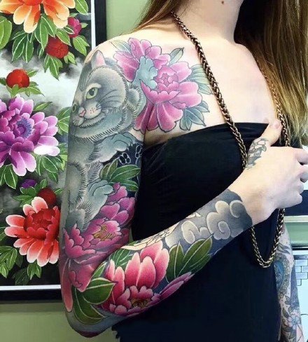 花臂女神：传统的一组女性大花臂纹身图案9张