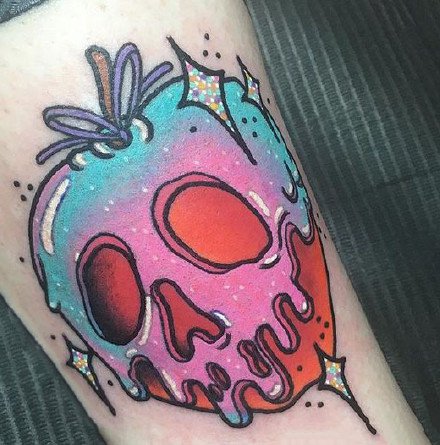 万圣节主题的一组小简约纹身图片