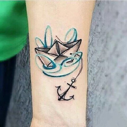 纸船刺青：小清新的一组小纸船纹身图案9张