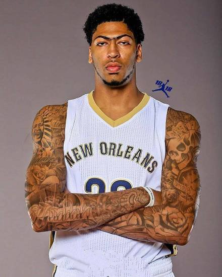 一组欧美篮球明星身上的纹身套图欣赏