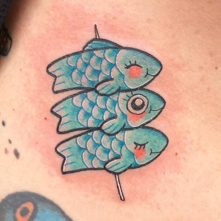 一组可爱的大眼睛卡通画纹身图案