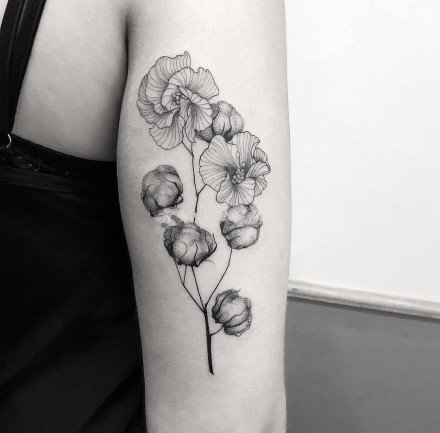 18张适合手臂的黑白小纹身图案