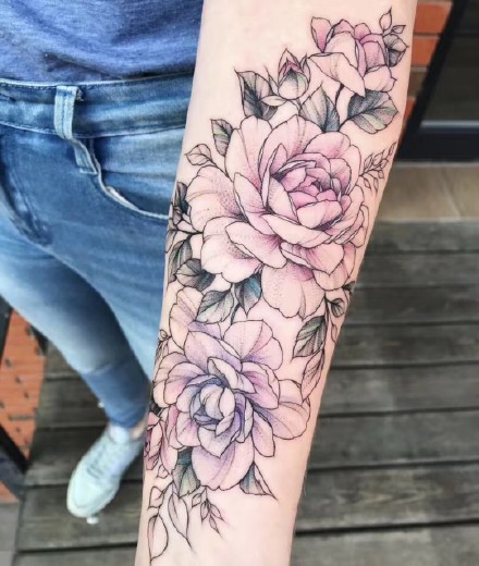 适合女生的性感小花花纹身图案