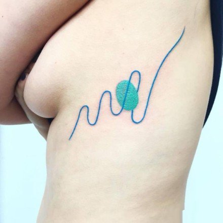 超简约的个性涂鸦线条的纹身图案