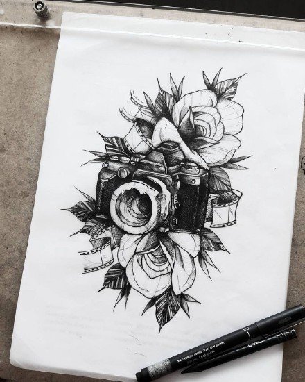 小清新的一组简单相机纹身作品和手稿