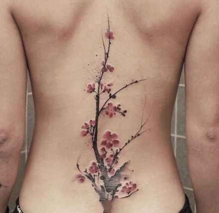 漂亮的一组国画梅花纹身图案9张