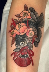 传统的一组红色小日式纹身图片作品