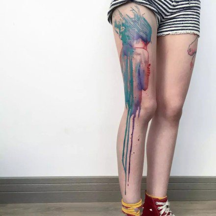 一组别致的暗水彩纹身图案