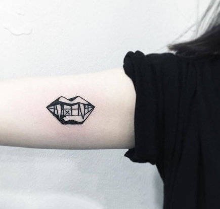 极简风格的黑色小清新纹身作品18张