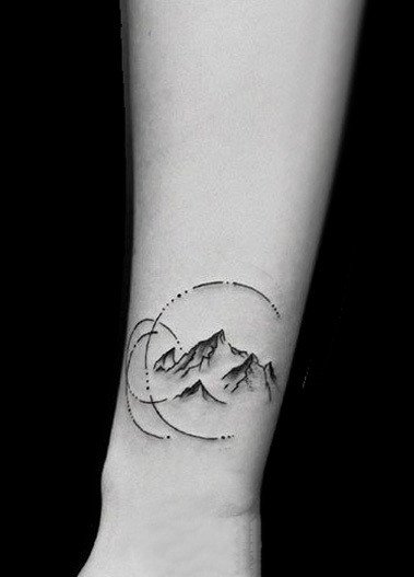 极简风格的黑色小清新纹身作品18张