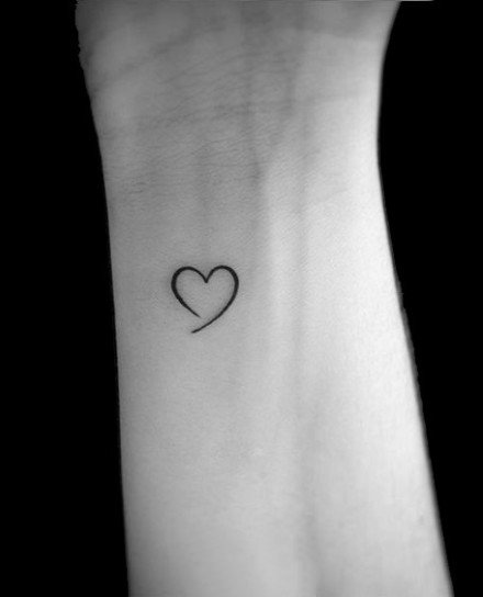 极简风格的黑色小清新纹身作品18张