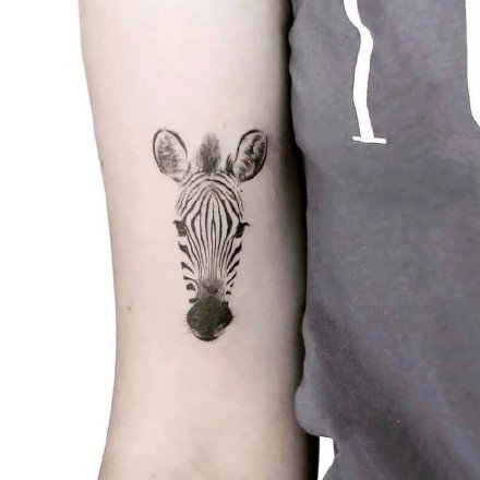 关于马的一组马纹身图案欣赏