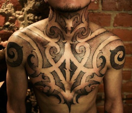 很霸气的一组花体图腾纹身作品