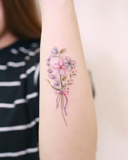 25张漂亮的女生小清新纹身图案