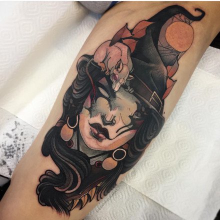 18张适合大腿手臂的欧美女郎纹身图案