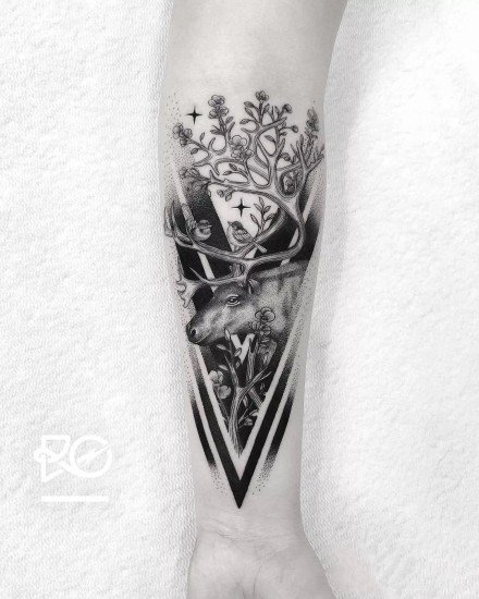 18张适合小臂的几何点刺设计纹身图案