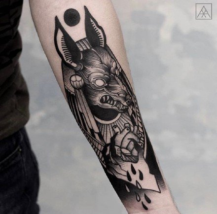 36张手臂上的黑灰小纹身图案