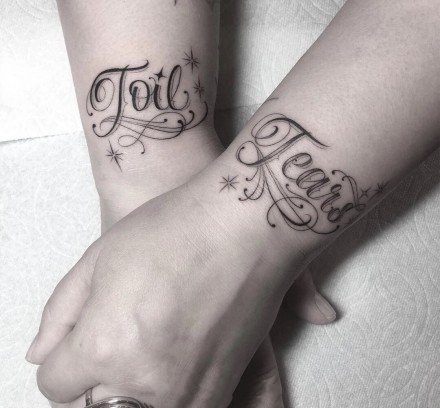 好看的一组英文花体字纹身作品