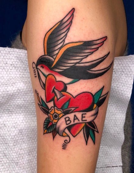 9张经典oldschool风格的小燕子纹身图案