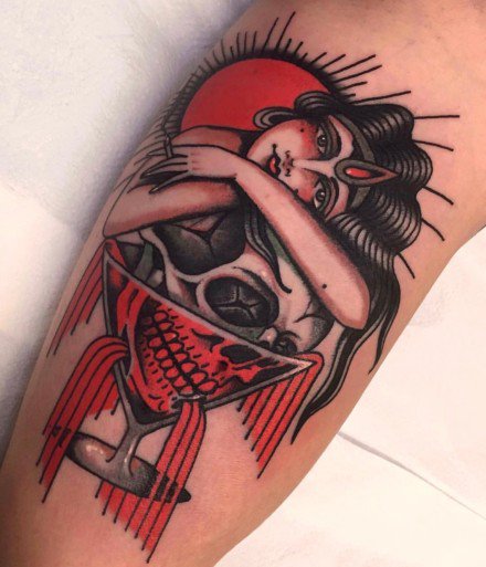 27张红色调风格的school女郎纹身图案