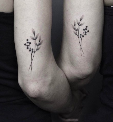 18组适合恋人的小清新成对情侣纹身图案