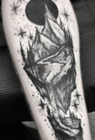 暗黑风格的山水风景纹身图片9张