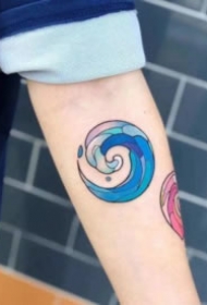 小清新的一组浪花纹身图案