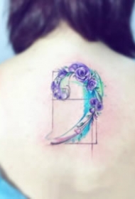 适合白皮肤女生的小清新彩色纹身图案