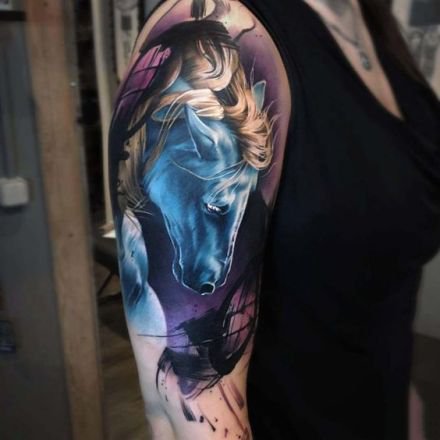 好看的一组彩色骏马纹身图案
